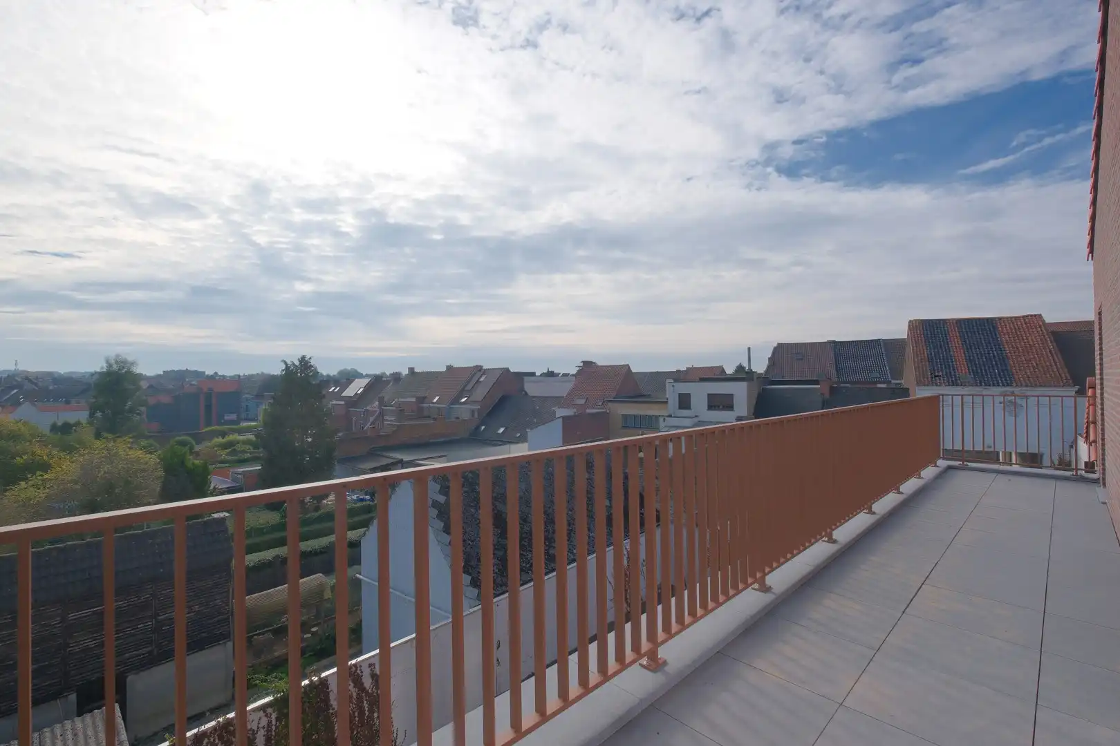 1 SLPK NIEUWBOUW APP. TWEEDE VERDIEP! foto 2