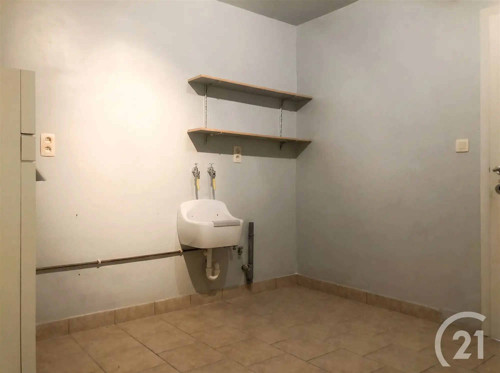 Ruime woning te huur in Begijnendijk! foto 9