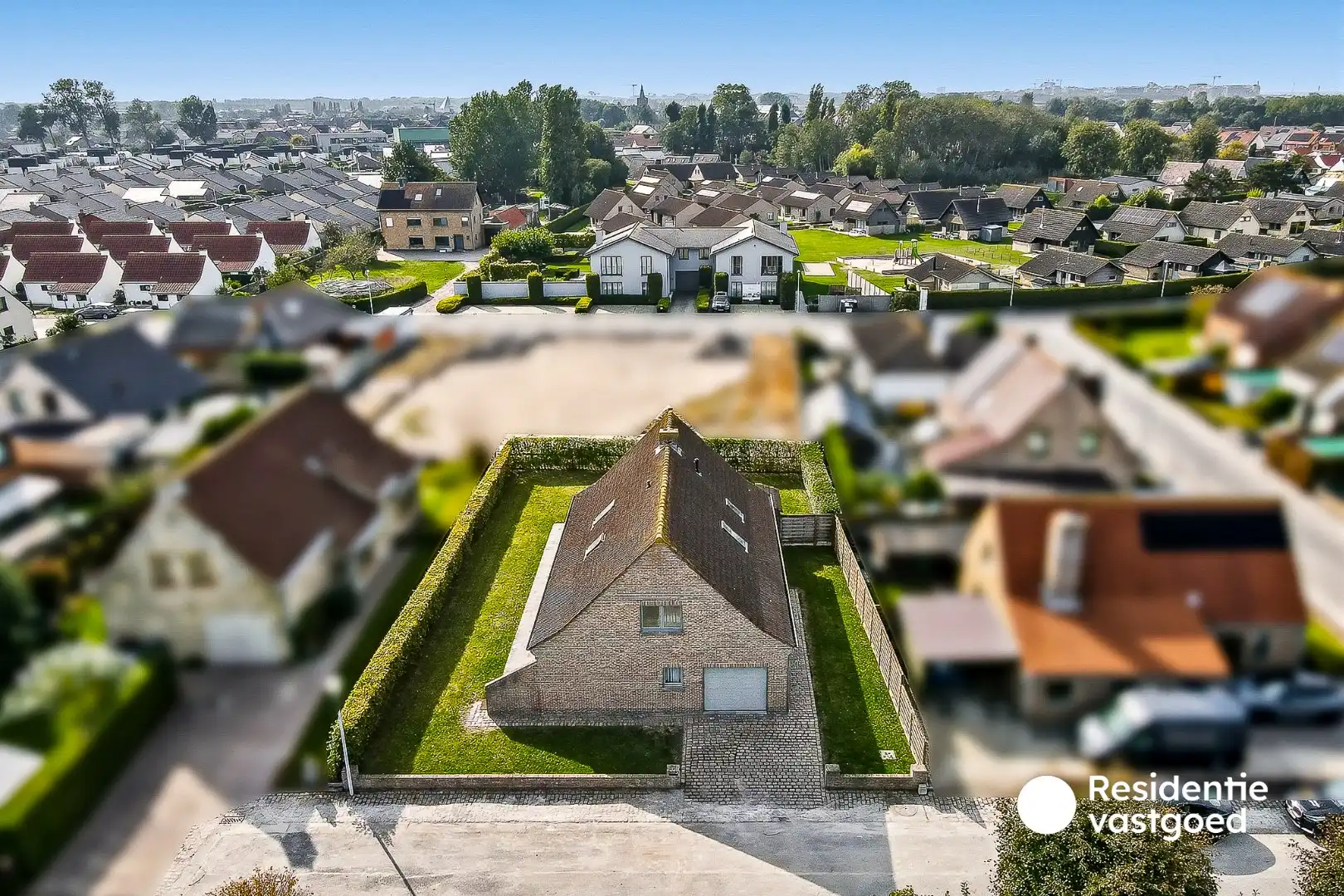 Ruime villa met 4 slaapkamers foto 2