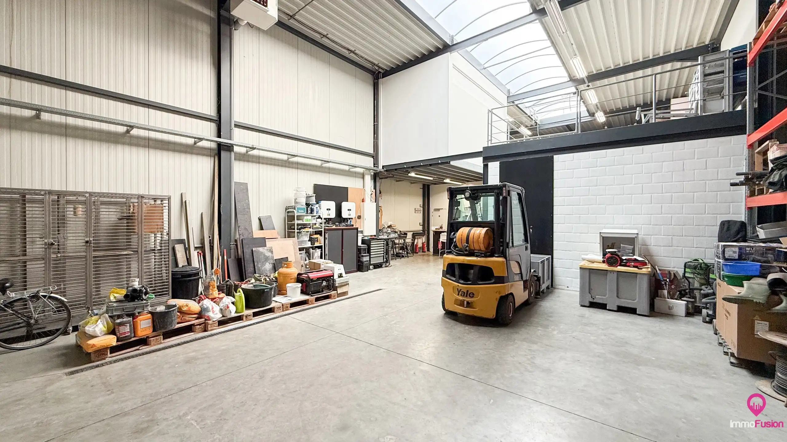 Veelzijdig industrieel pand met woonst en zonnepanelen! foto 24