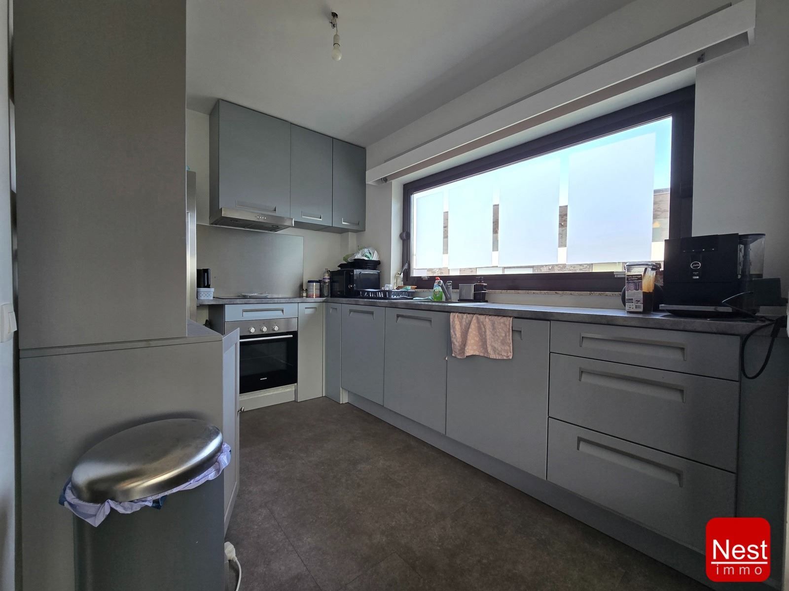 Drie opbrensgtgebouwen foto 20