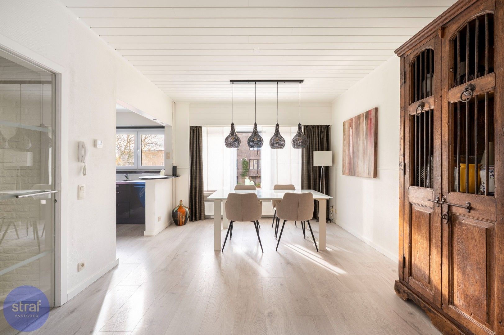 Instapklare beletage met zalige zuid-tuin op een perfecte locatie! foto 3