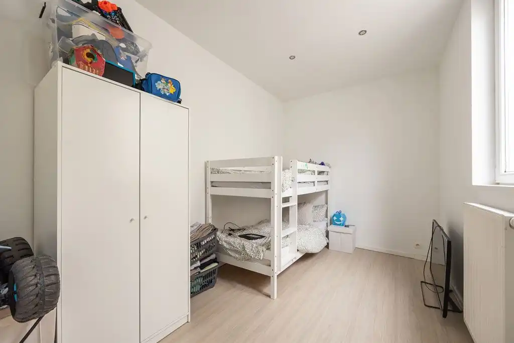 Lichtrijk appartement op het bovenste verdiep foto 9