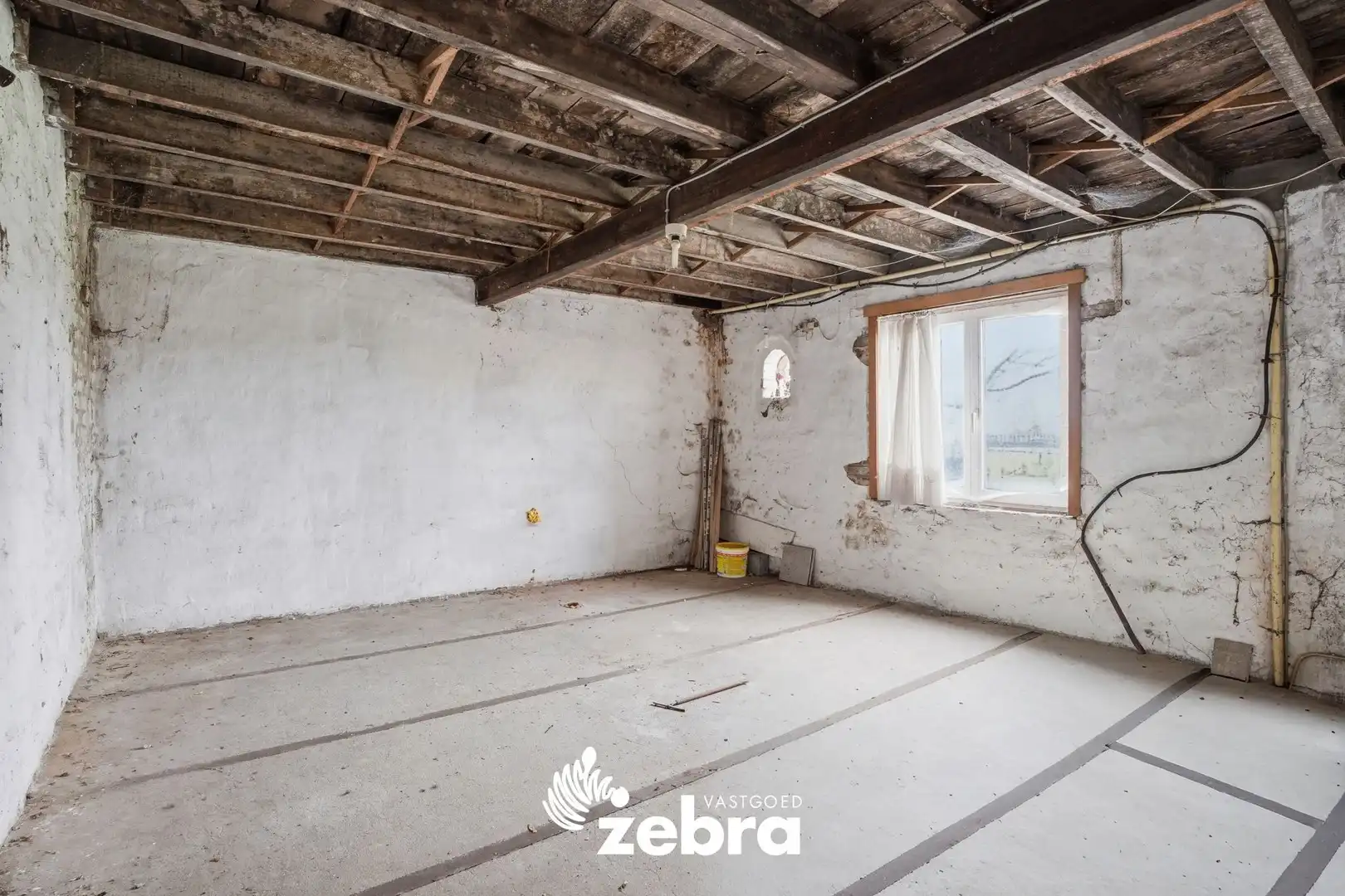 Te renoveren woning op een rustige ligging te Zwevezele! foto 17