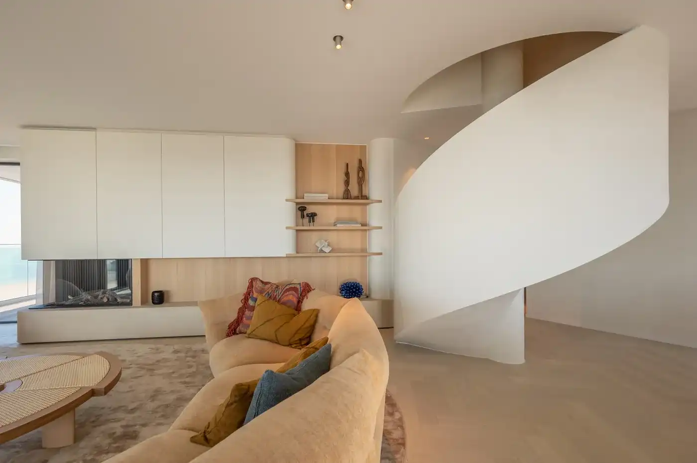 Uitzonderlijk duplex penthouse met een ideale oriëntatie en een fenomenaal panoramisch zicht over de Noordzee, Duinbergen en het Albertstrand foto 10