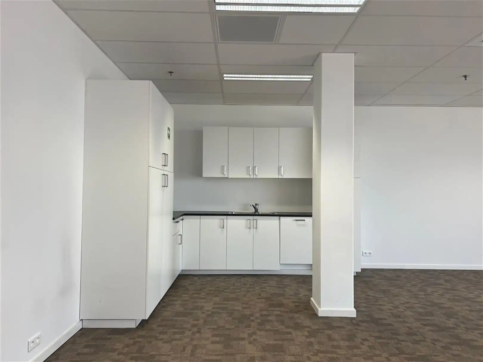 Kantoren te huur in de Ahlers Building foto 4