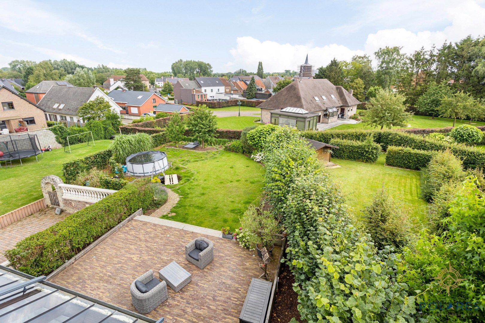 Vrijstaande woning met moderne luxe en rustieke charme foto 32