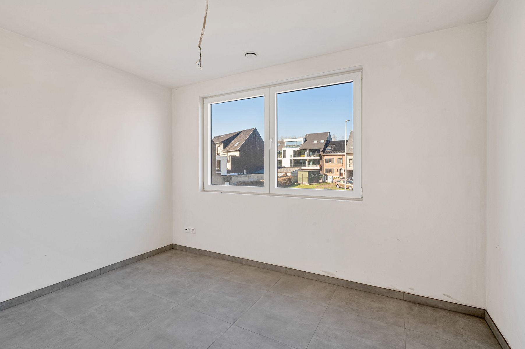 Nieuwbouw appartement op de eerste verdieping foto 8