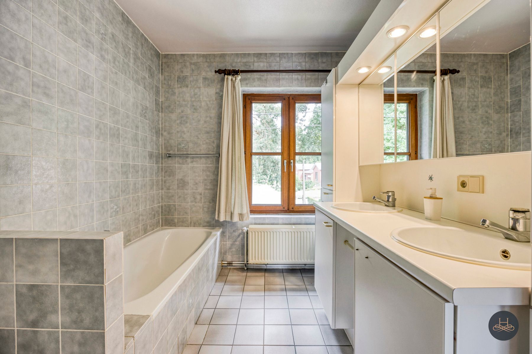 Prachtige, rustig gelegen villa met praktijk en royale tuin foto 29