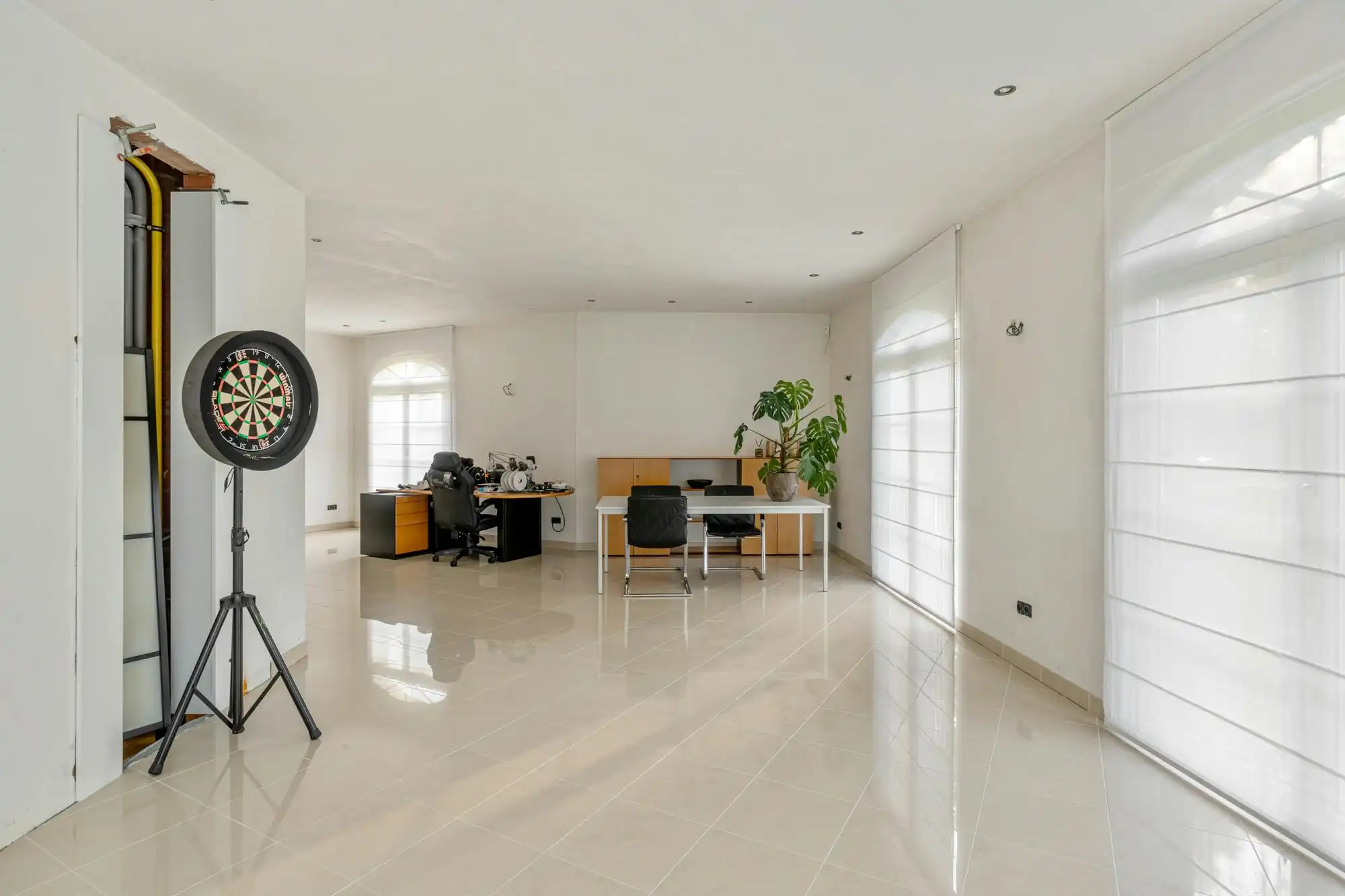 Stijlvolle villa met praktijkruimte in exclusieve villawijk nabij Nationale Park Hoge Kempen foto 7