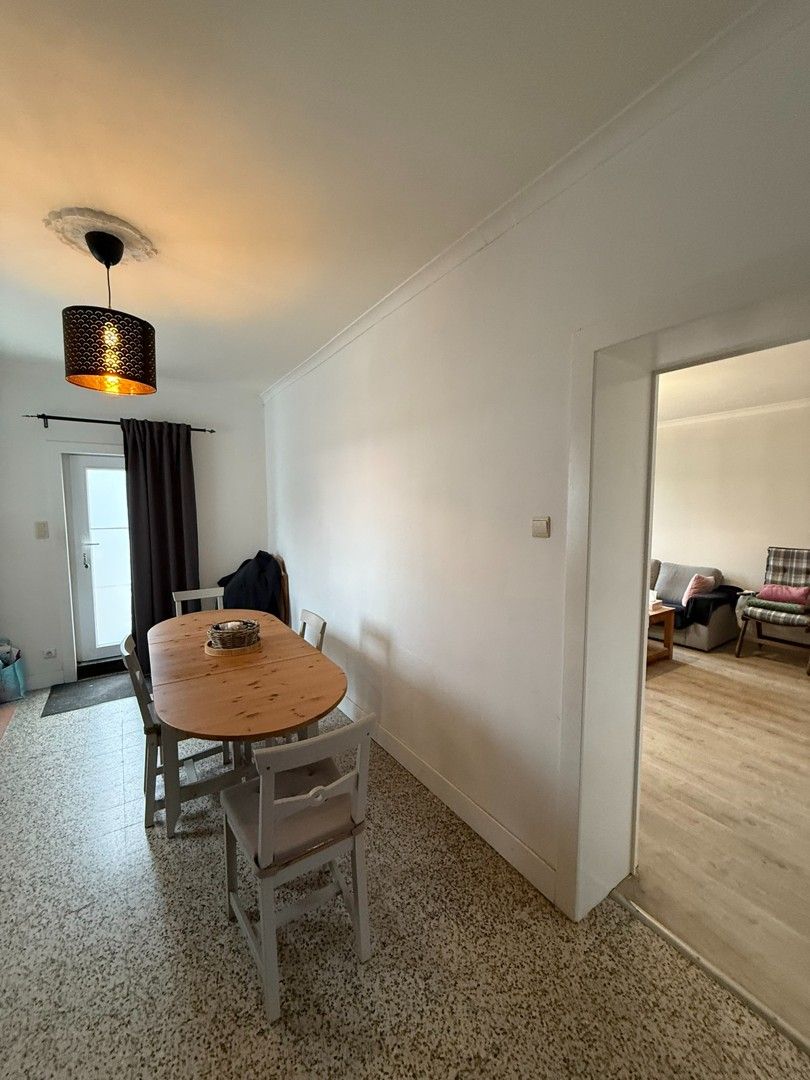 Woning met 1 ruime slaapkamer te Vliermaal. foto 2