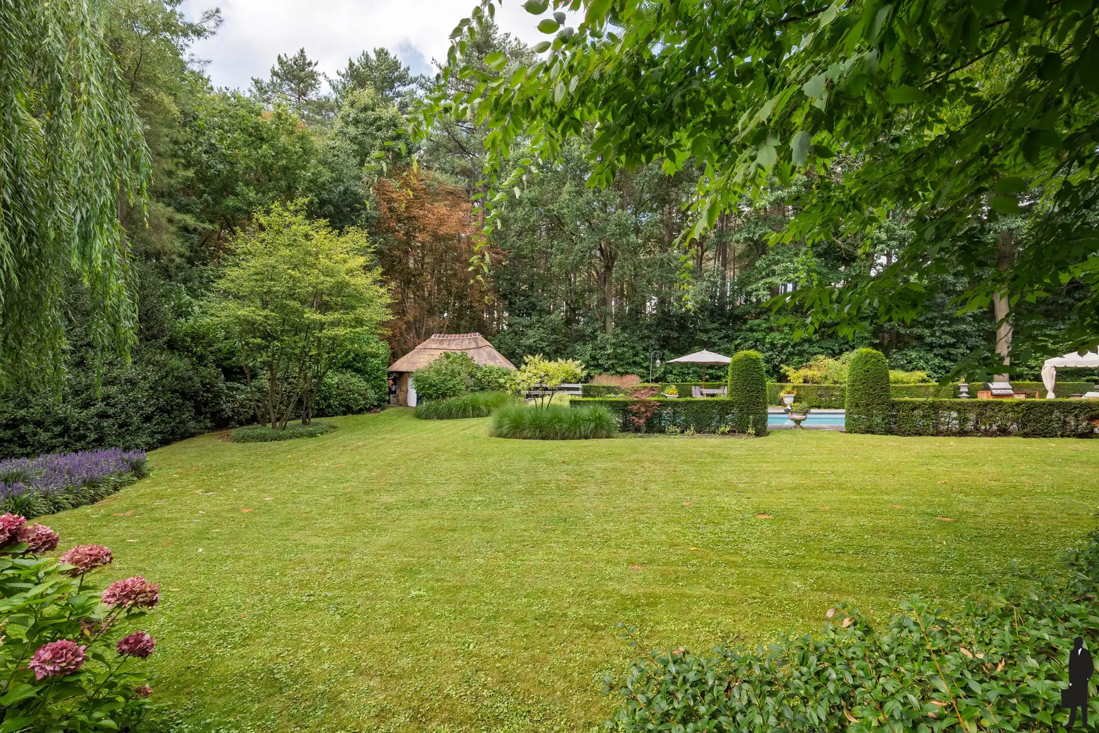 Tijdloze villa met 5 slks, 2 bdks en buitenzwembad foto 28