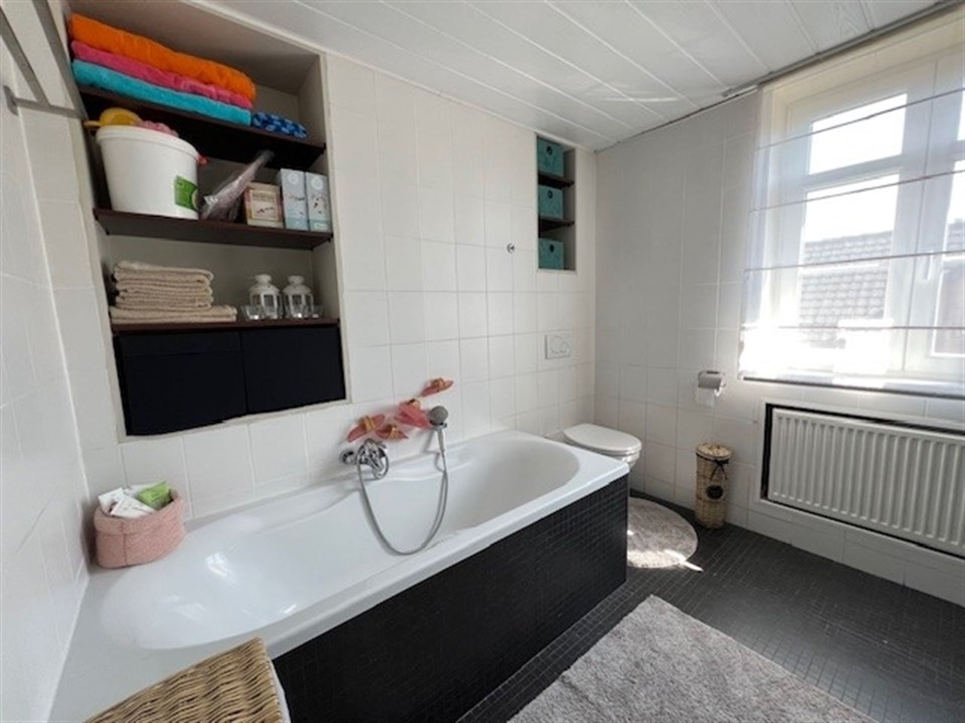 Karaktervolle woning voorzien van alle comfort! foto 12