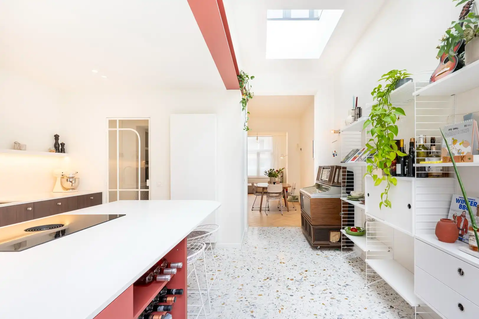 Gerenoveerde woning met 4 slpk en tuin foto 5