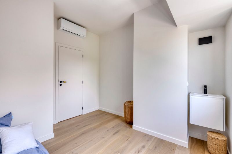 Stijlvol appartement te koop in hartje Zeveneken! foto 10