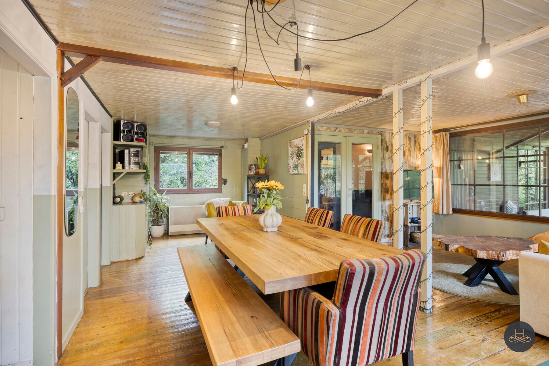 Ruime vakantiewoning in het groen foto 7