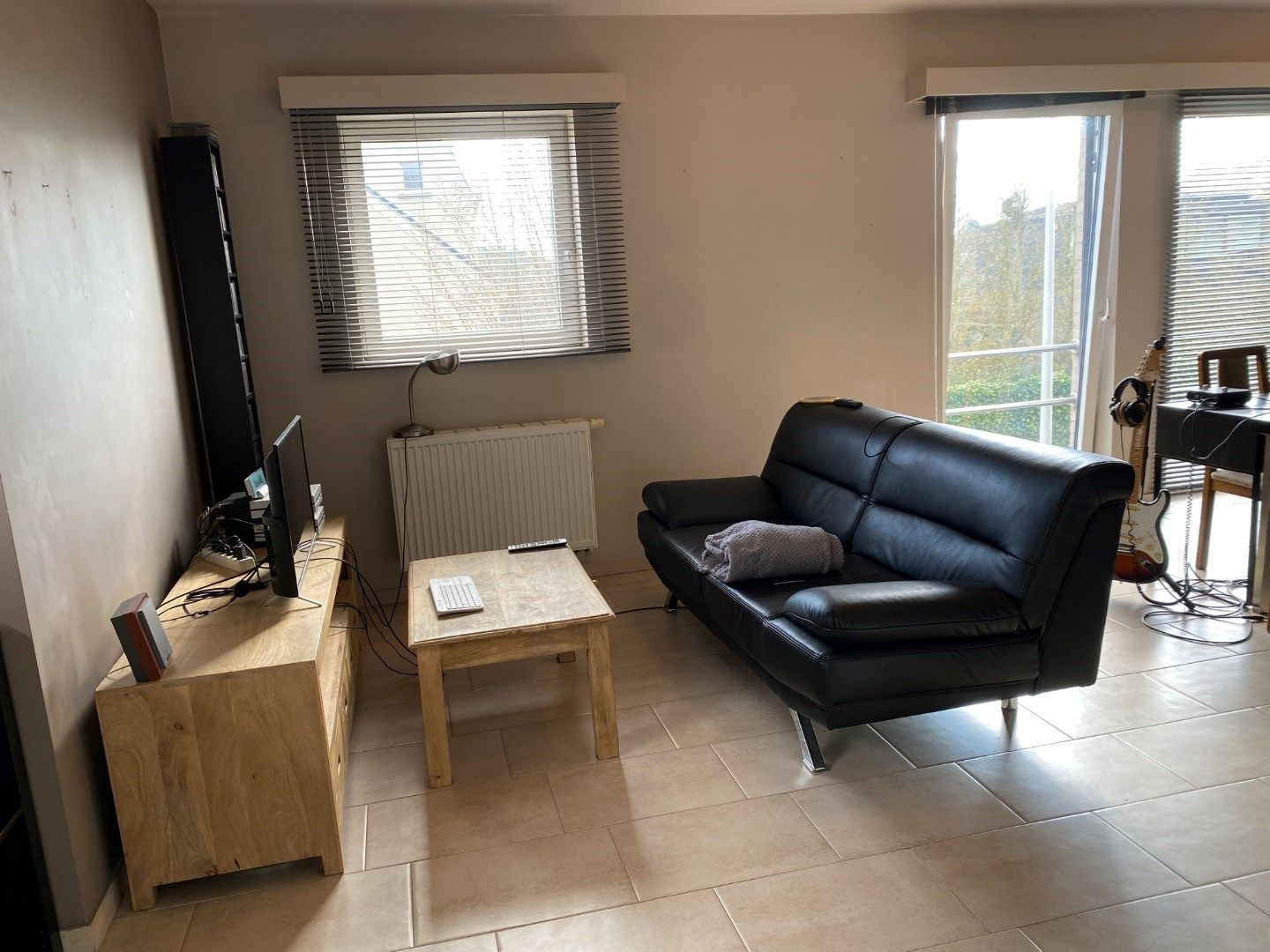 Eigentijds appartement met  autostaanplaats en kelder. Geen vaste kosten. foto 5