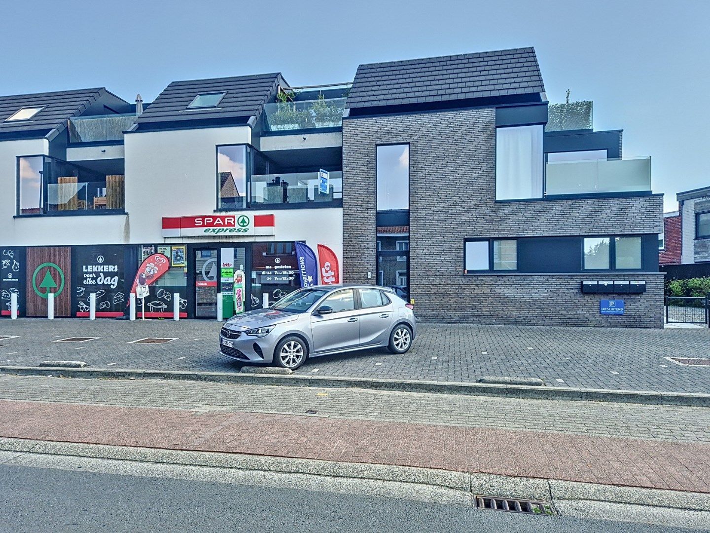 Appartement met 2 slpks en garage foto 15