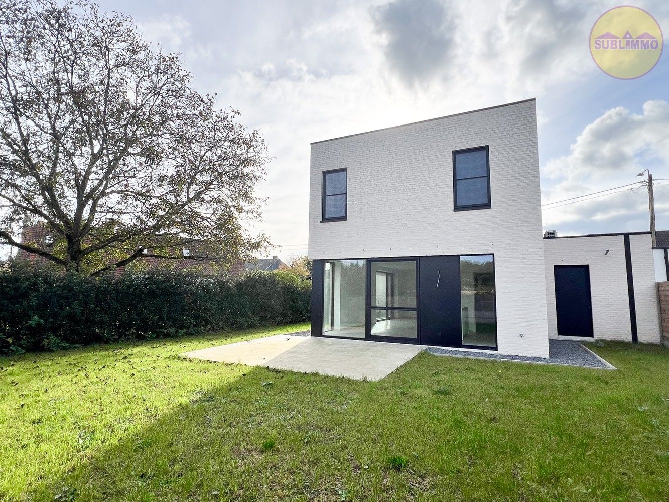 Nieuwbouwwoning met 3 slaapkamers op een perceel van 365m². foto 21