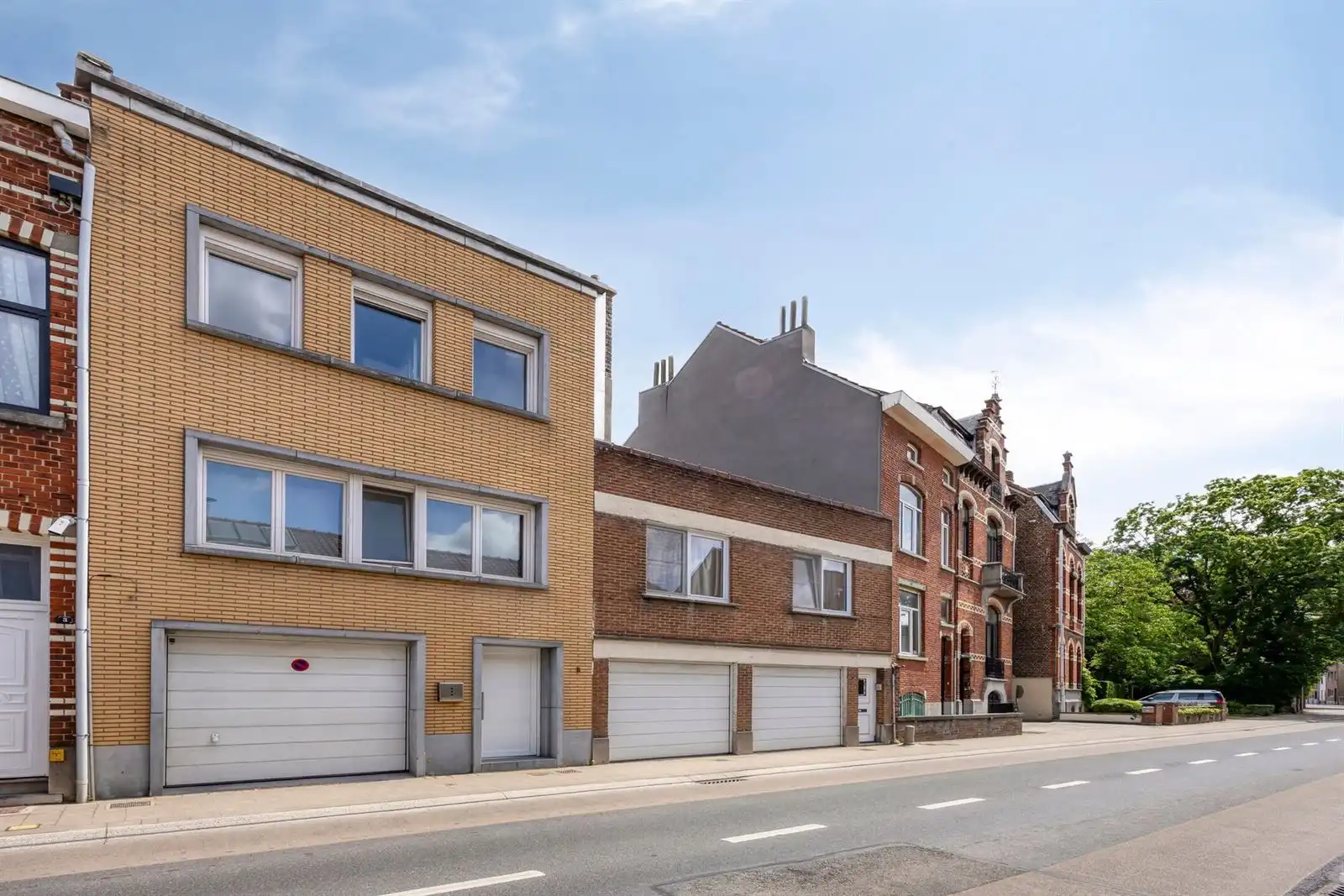 Instapklare woning (EPC C) met atelier en tuin (2a 79ca) foto {{pictureIndex}}