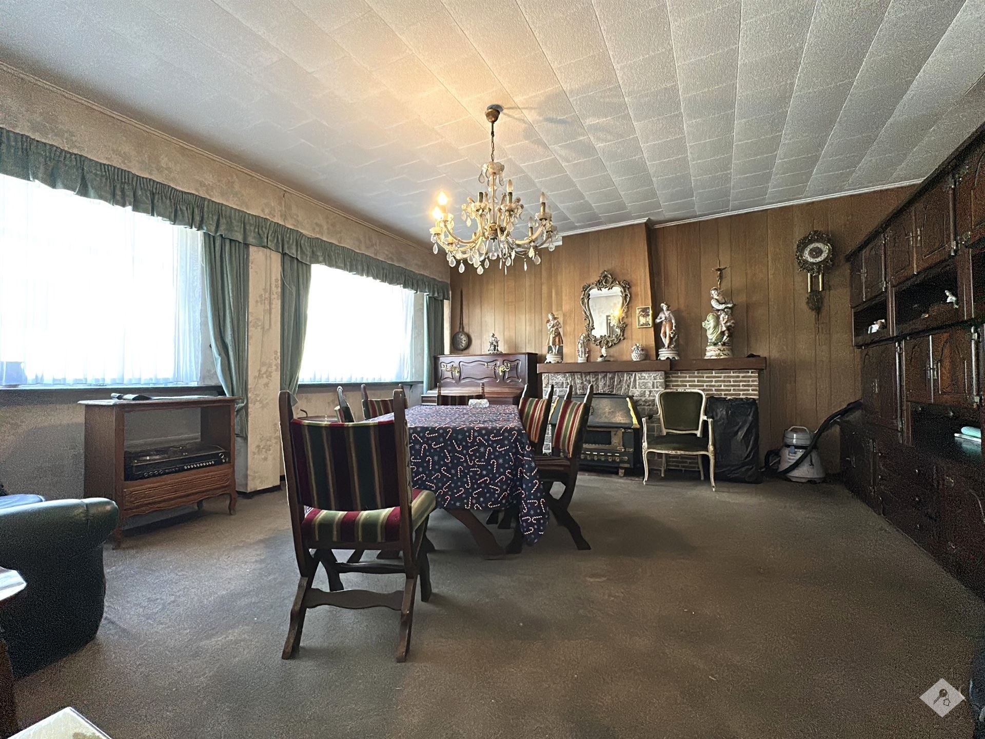 Te Renoveren Woning te Koop in Lebbeke foto 3