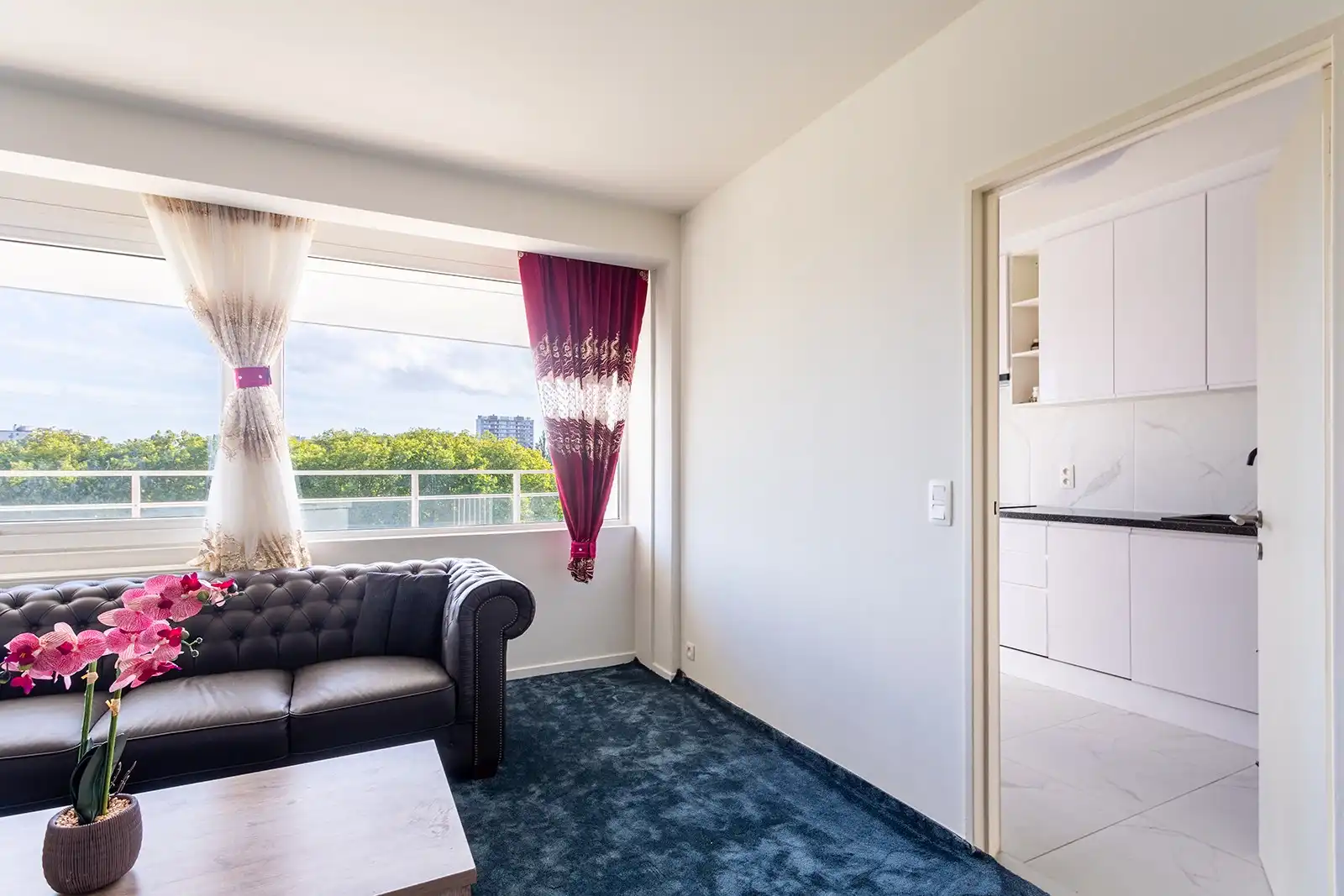 Instapklaar 3-slaapkamerappartement op de 5e verdieping met zuidgericht terras foto 9