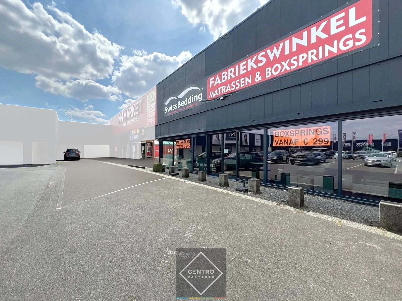 Instapklare baanwinkel op uiterst COMMERCIËLE TOP-ligging te Roeselare! foto {{pictureIndex}}
