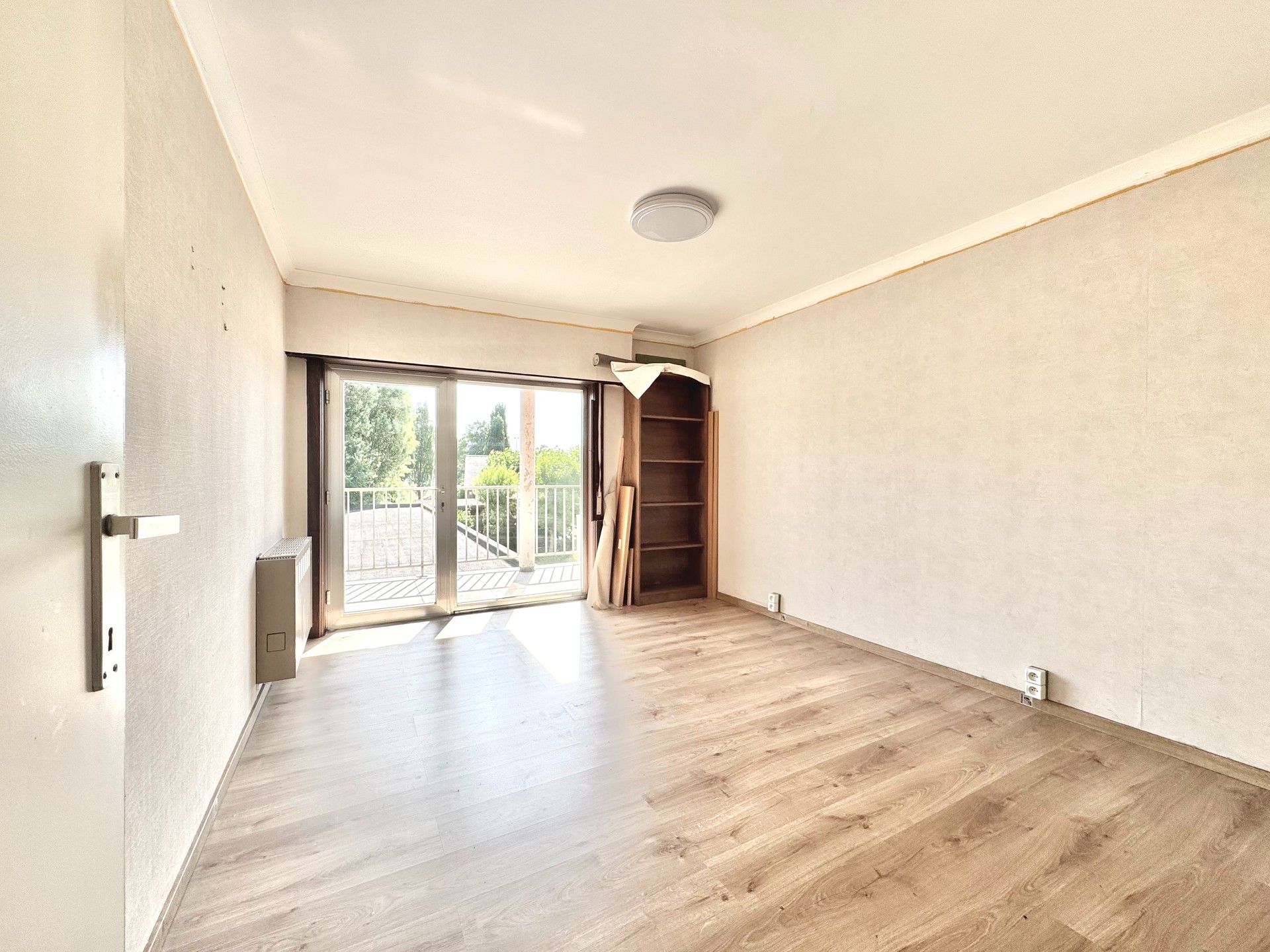 APPARTEMENT MET 2 KAMERS, TERRAS & GARAGE - 92 m² foto 12