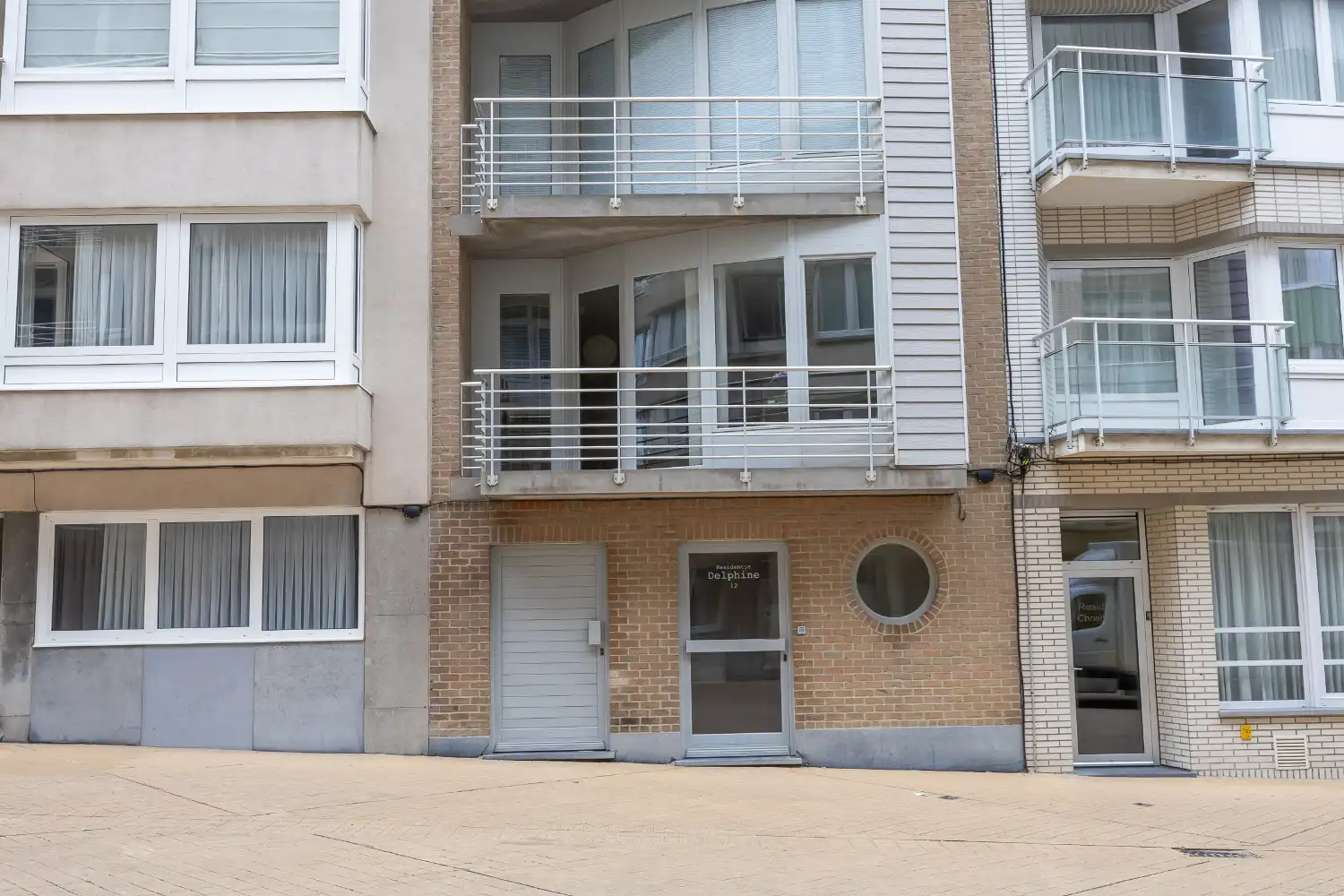 Ruim 2-slaapkamer appartement met zijdelings zeezicht foto 13