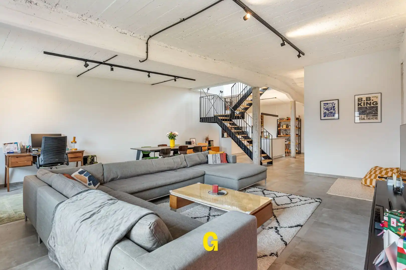 Stijlvol luxueus loftappartement (138 m²) met twee slaapkamers en standplaats in residentie De Chocoladefabriek foto 2