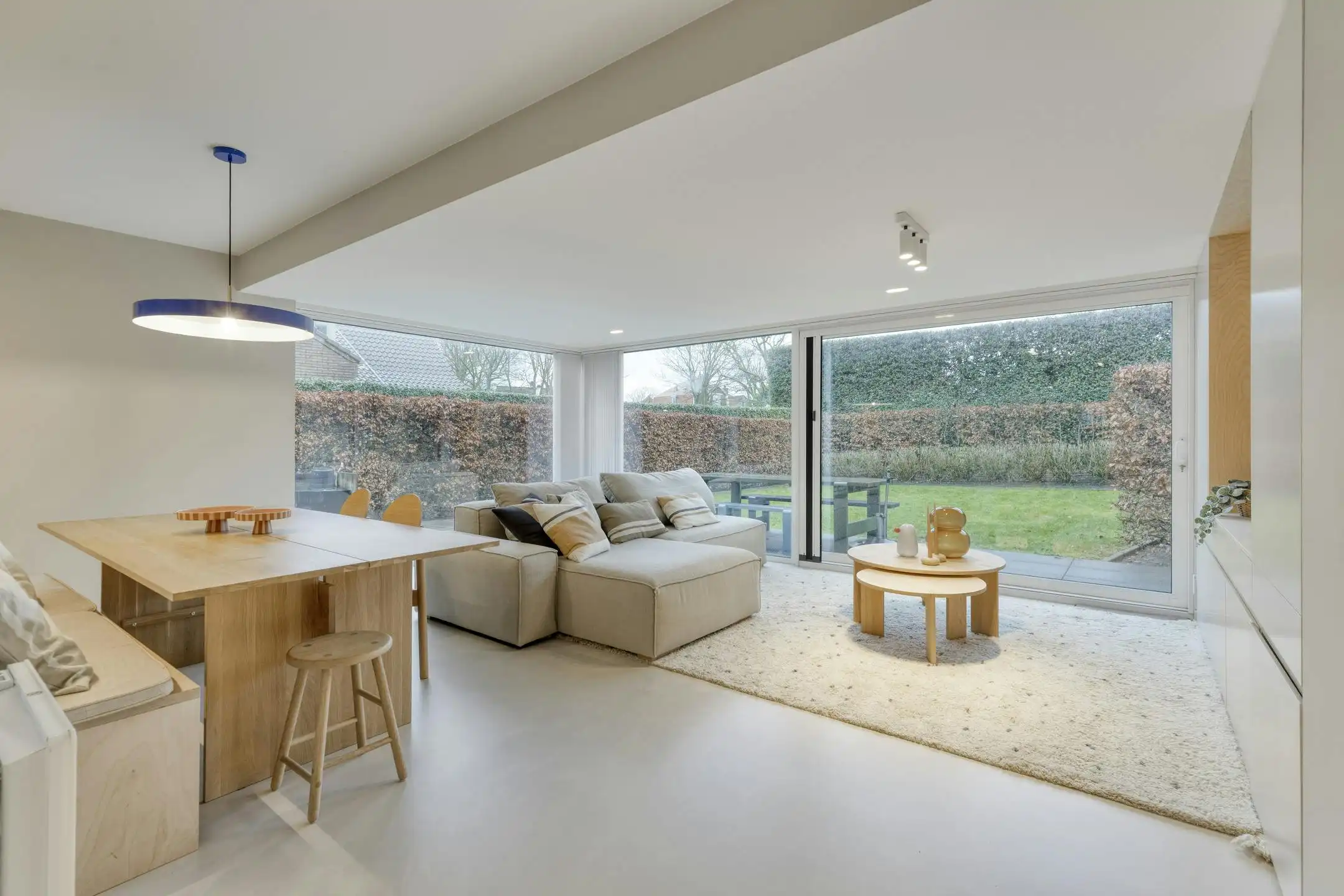 Villa met twee vergunde vakantiewoningen te Sint-Idesbald foto 2