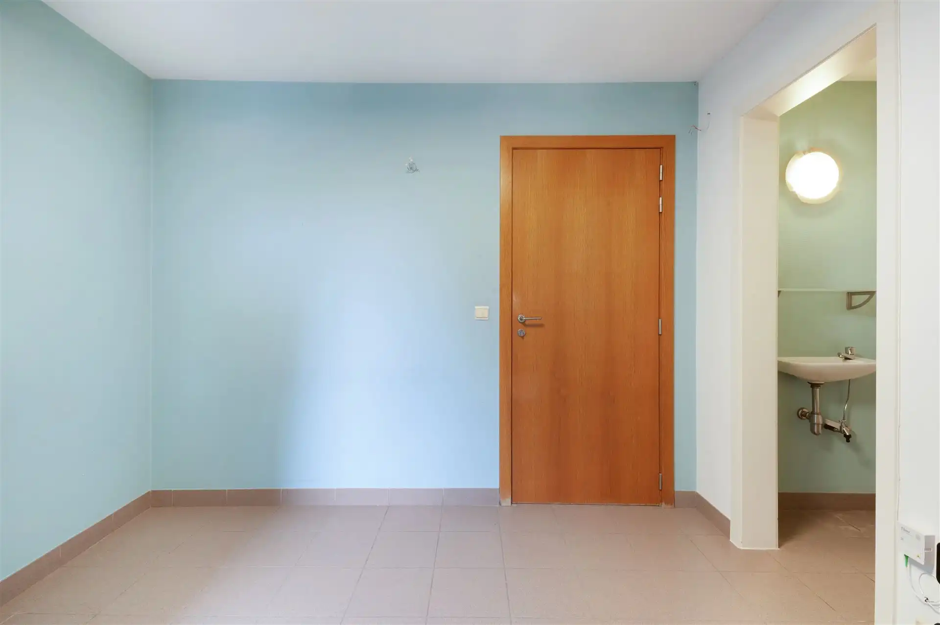 Kantoorruimte nabij het centrum en station van Oudenaarde! foto 9