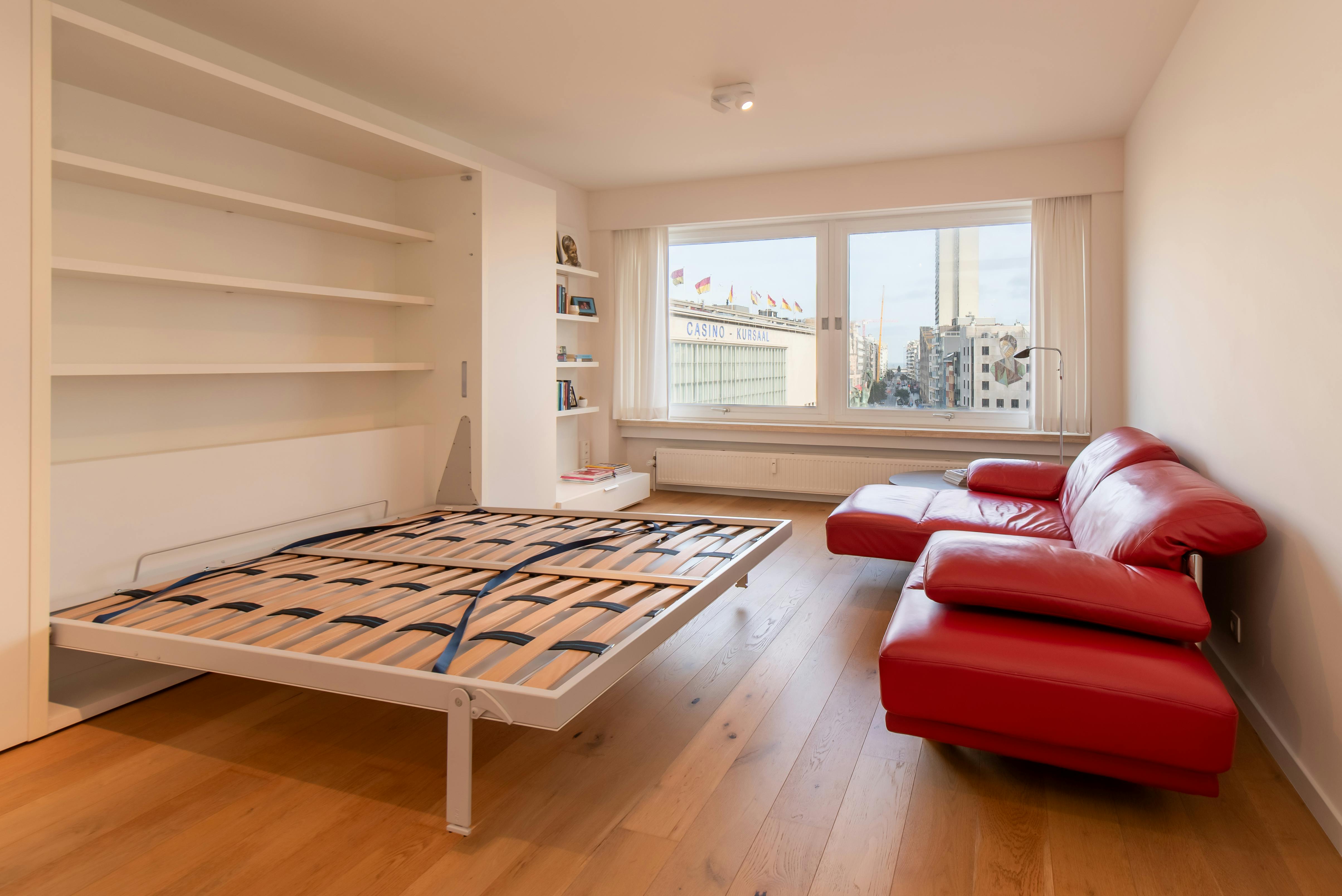 Magnifieke studio met prachtig open zicht op het Kursaal foto 13