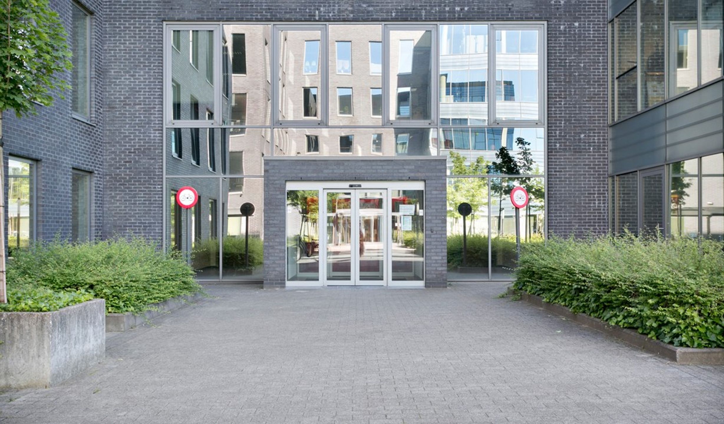 Moderne instapklaar kantorengebouw The Ultimate foto 5