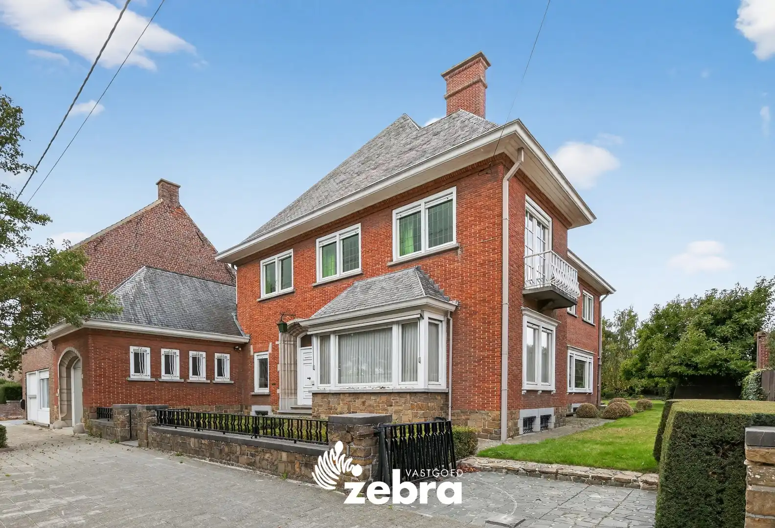 Hoofdfoto van de publicatie: Unieke karaktervolle herenwoning met mogelijkheid voor zelfstandig beroep!