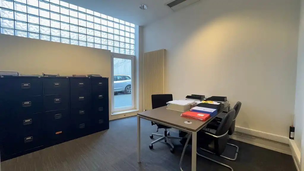 Commercieel kantoor te huur in centrum Gent foto 4