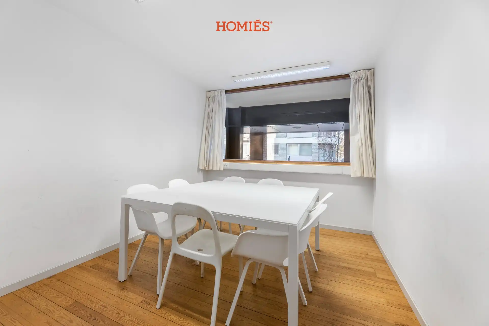 Polyvalente handelsruimte met veel visibiliteit foto 5