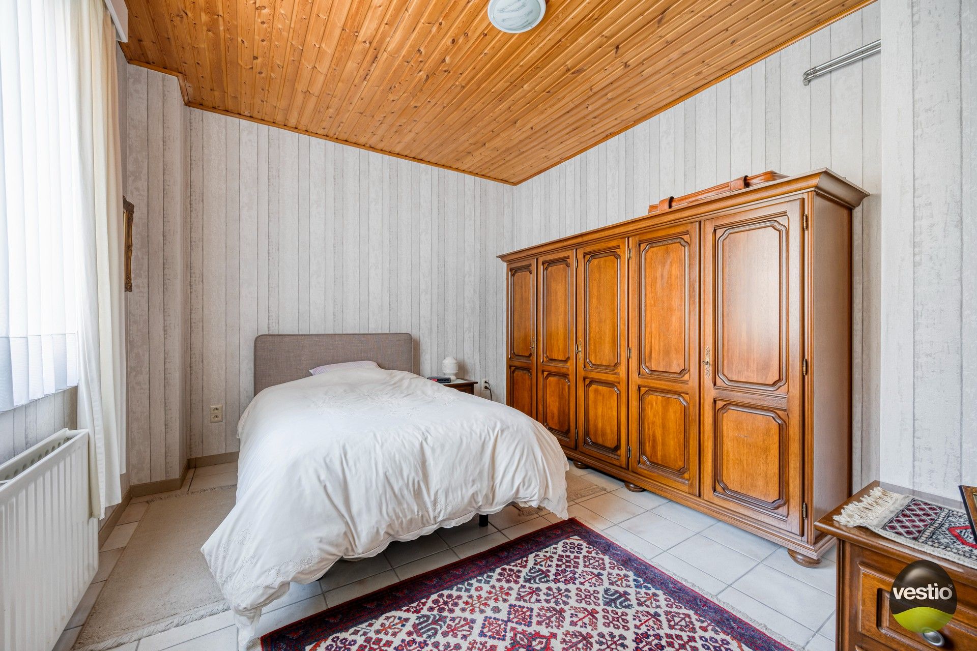 Unieke eigendom met woning, 3 appartementen, weilanden en schuren foto 19