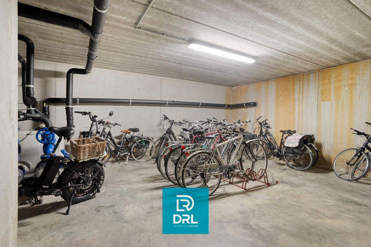 LICHTRIJK (HALFOPEN) APPARTEMENT te BRUGGE foto 16