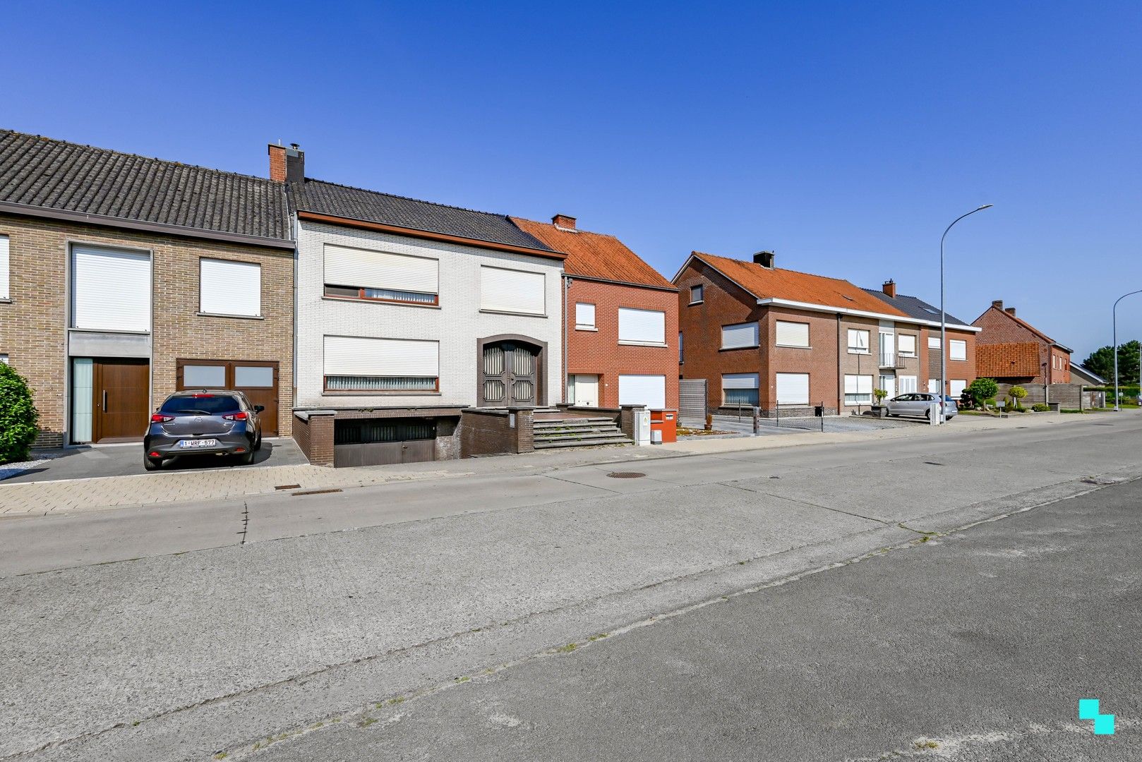 Karaktervolle woning met riante woonoppervlakte (267 m²) en tuin in Emelgem foto 29