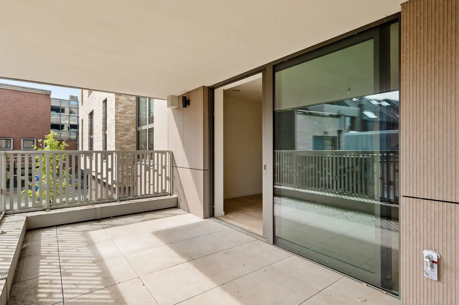 Nieuwbouwwoning met 5 slaapkamers en 2 terrassen in Lier foto 4