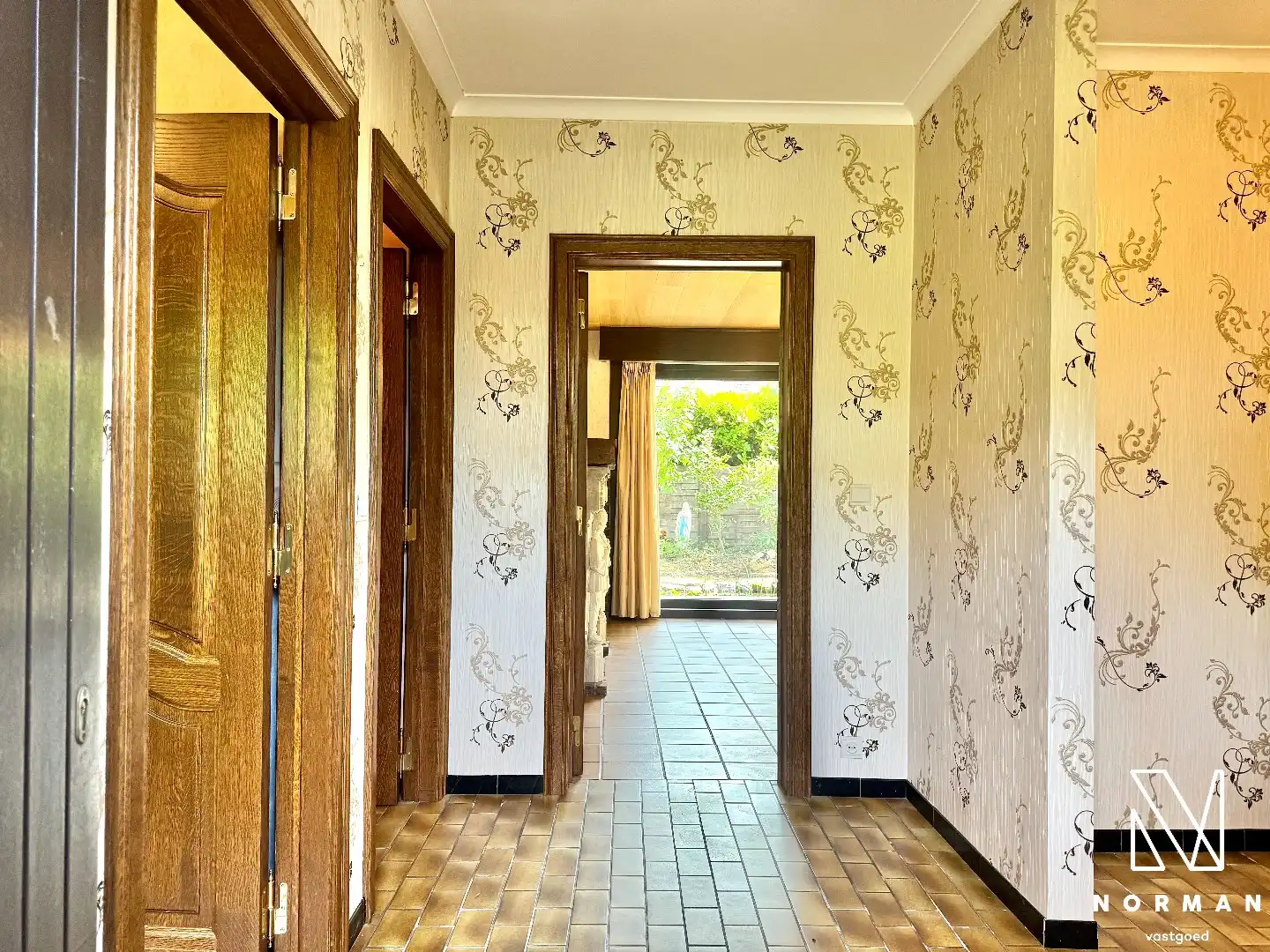 Alleenstaande bungalowwoning met 3 slaapkamers, tuin en garage te koop in rustige woonwijk te Kuurne! foto 6