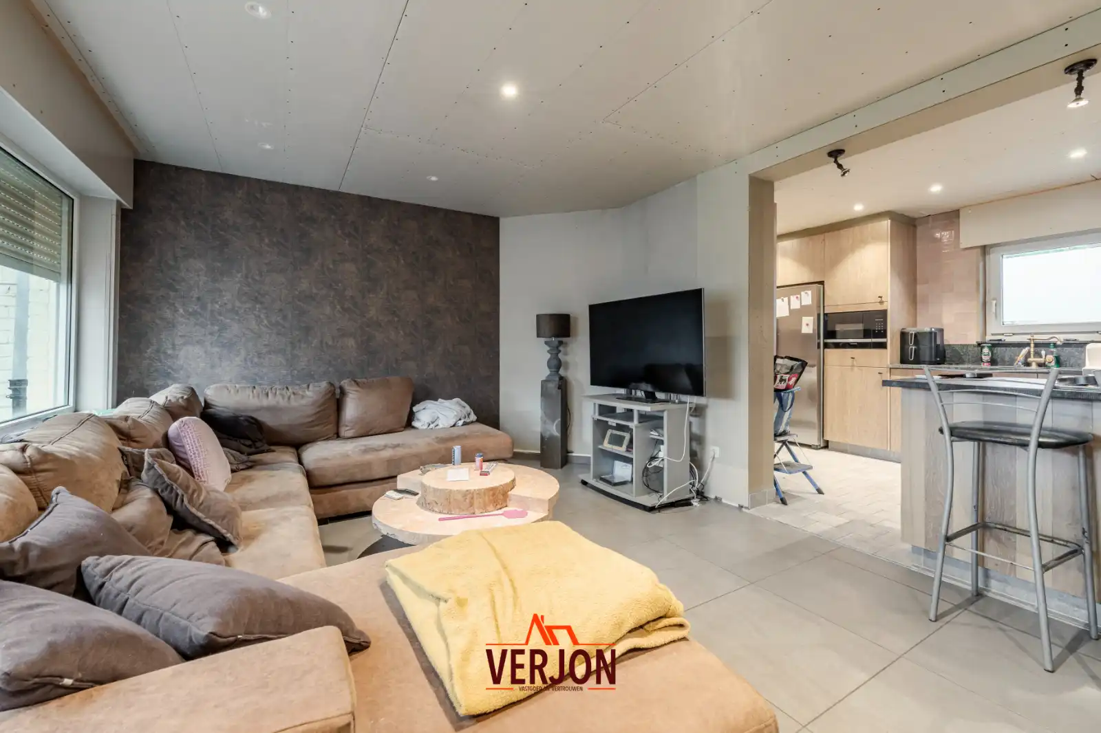 Woning met 3 slaapkamers op rustige locatie foto 2