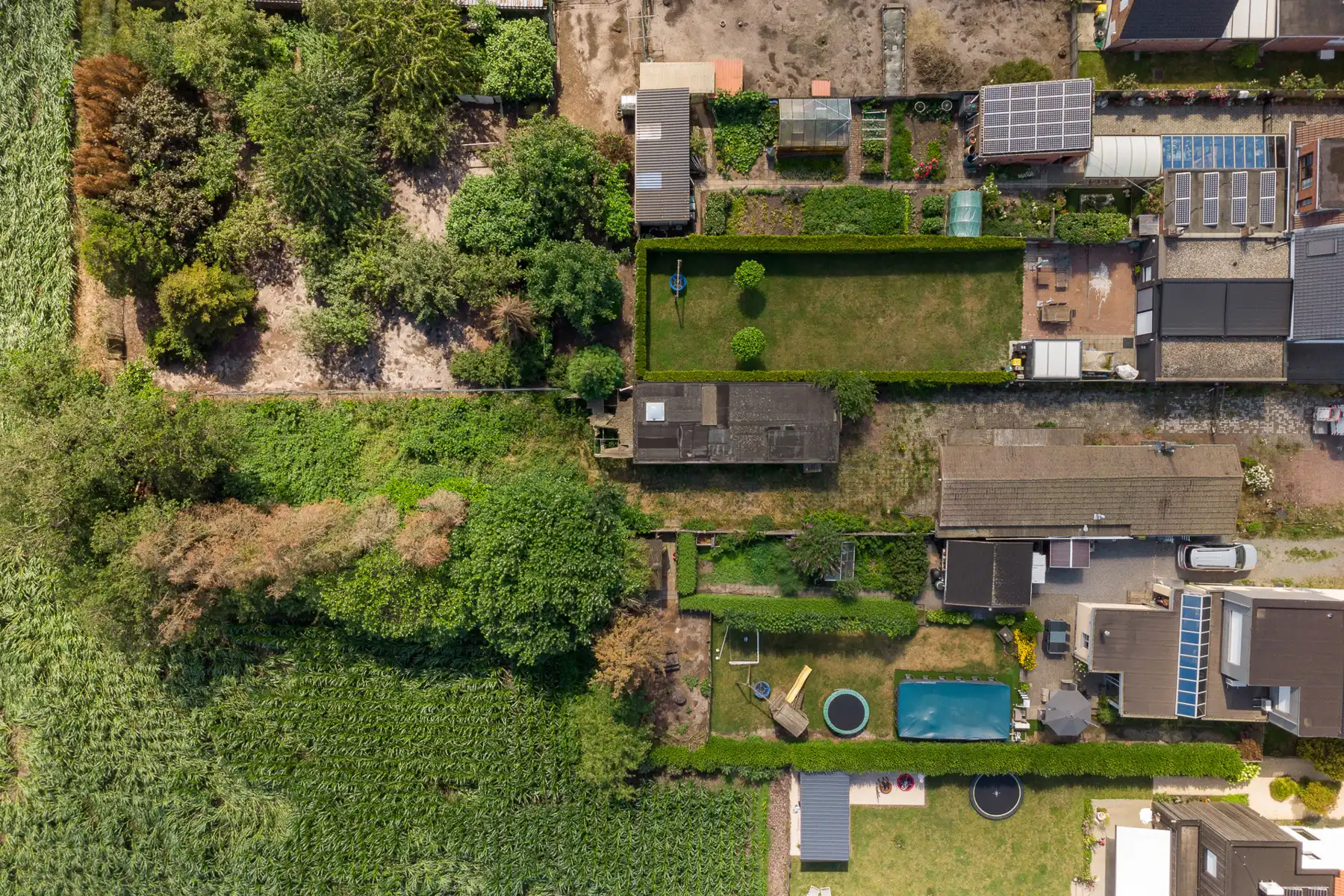 Bouwgrond – 590 m² – Open bebouwing met aansluitende garage foto 12
