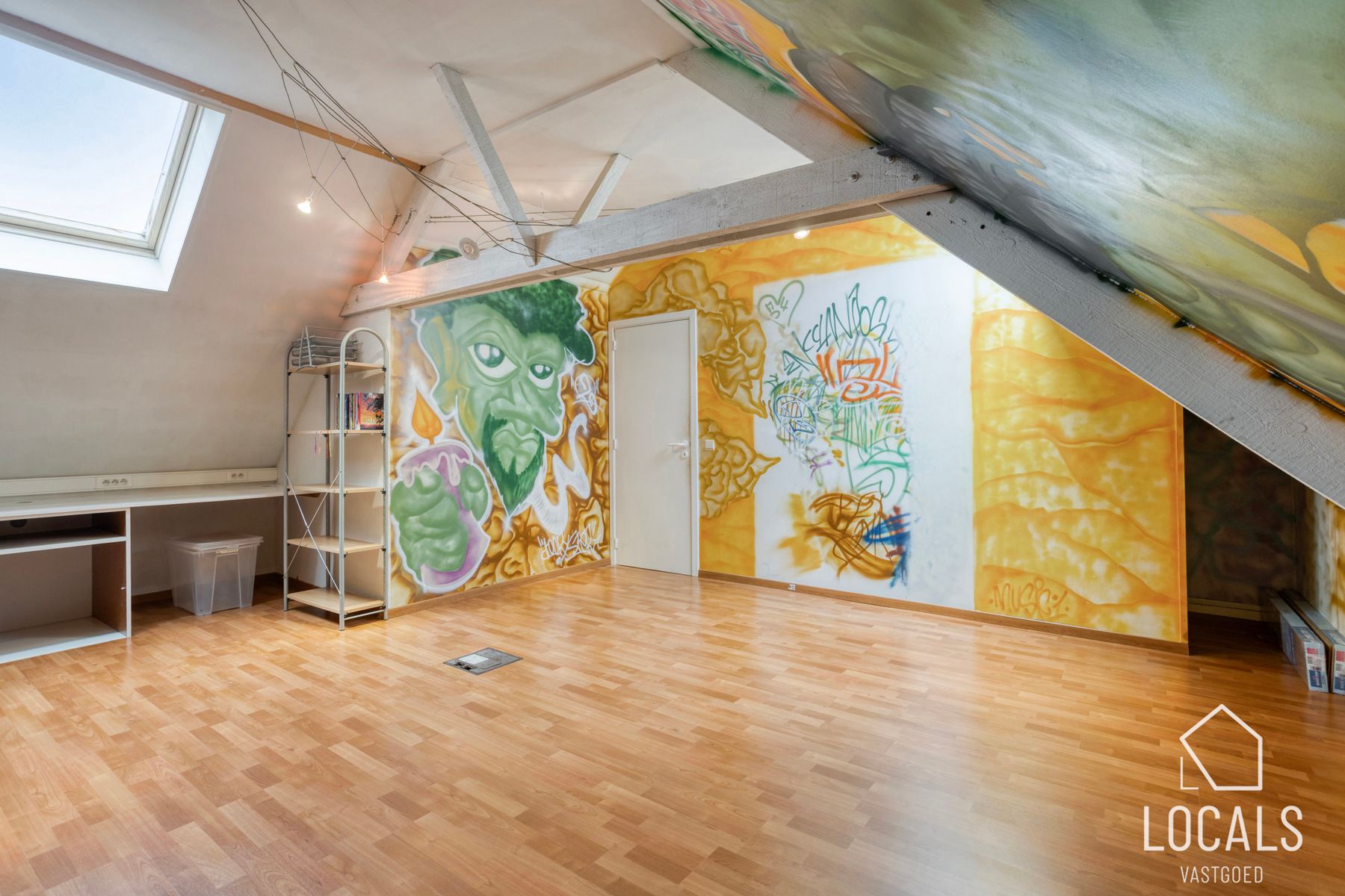 Ruime gezinswoning op centrale ligging in Haaltert foto 21