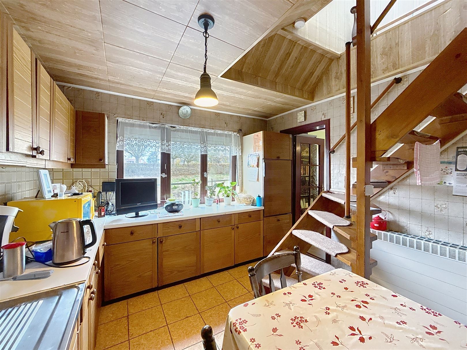 Te renoveren woning met aanbouw, 3 slpks, tuin, 11a 19ca foto 12