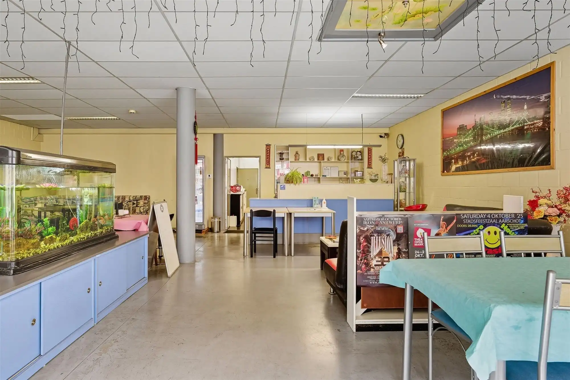 RUIM HANDELSPAND VAN 210M² MET OPEN FLEXIBELE INDELING IN KOERSEL CENTRUM foto 6