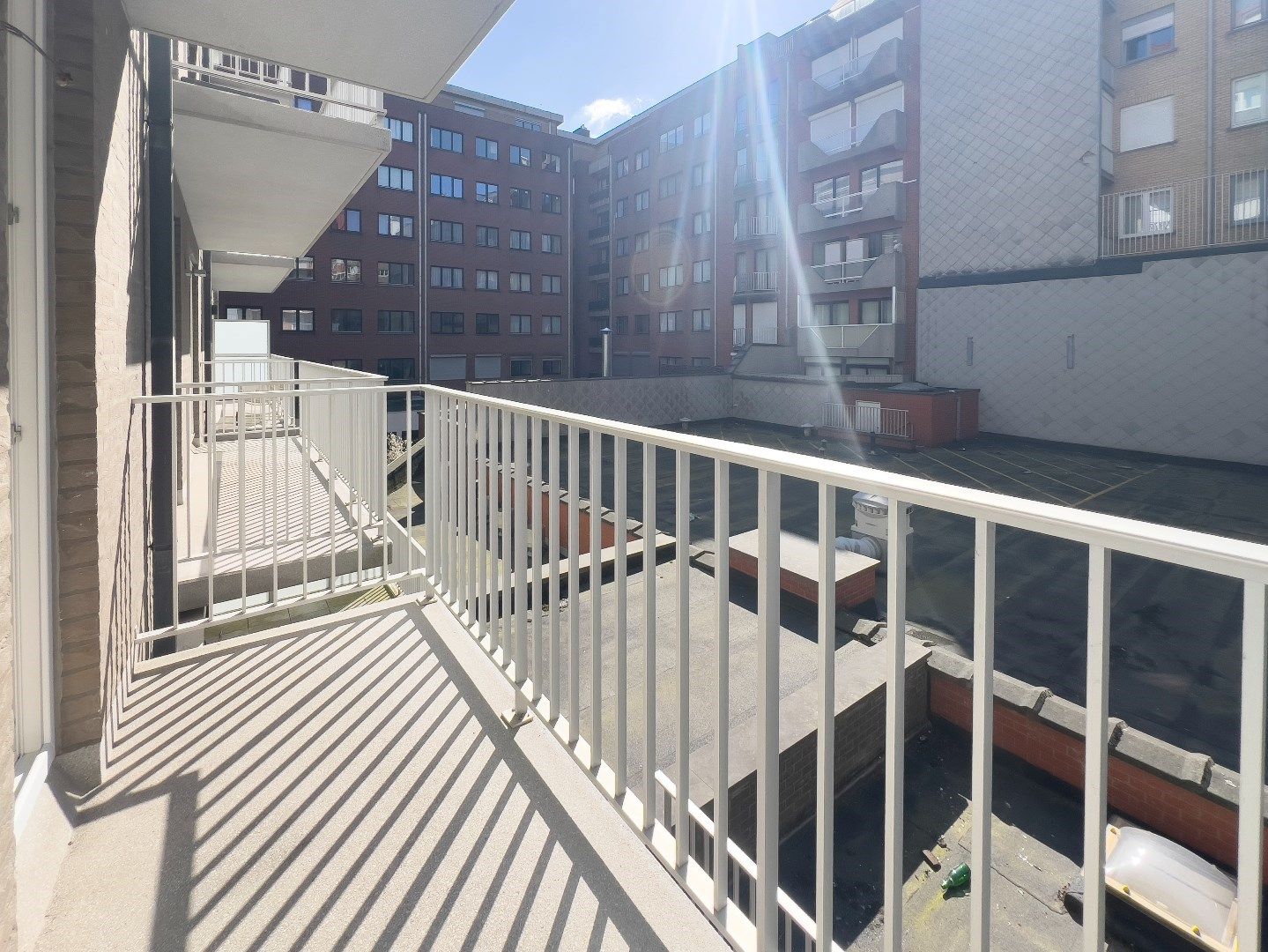 Ongemeubeld appartement met prachtig zeezicht, gelegen op het Lichttorenplein. foto 13