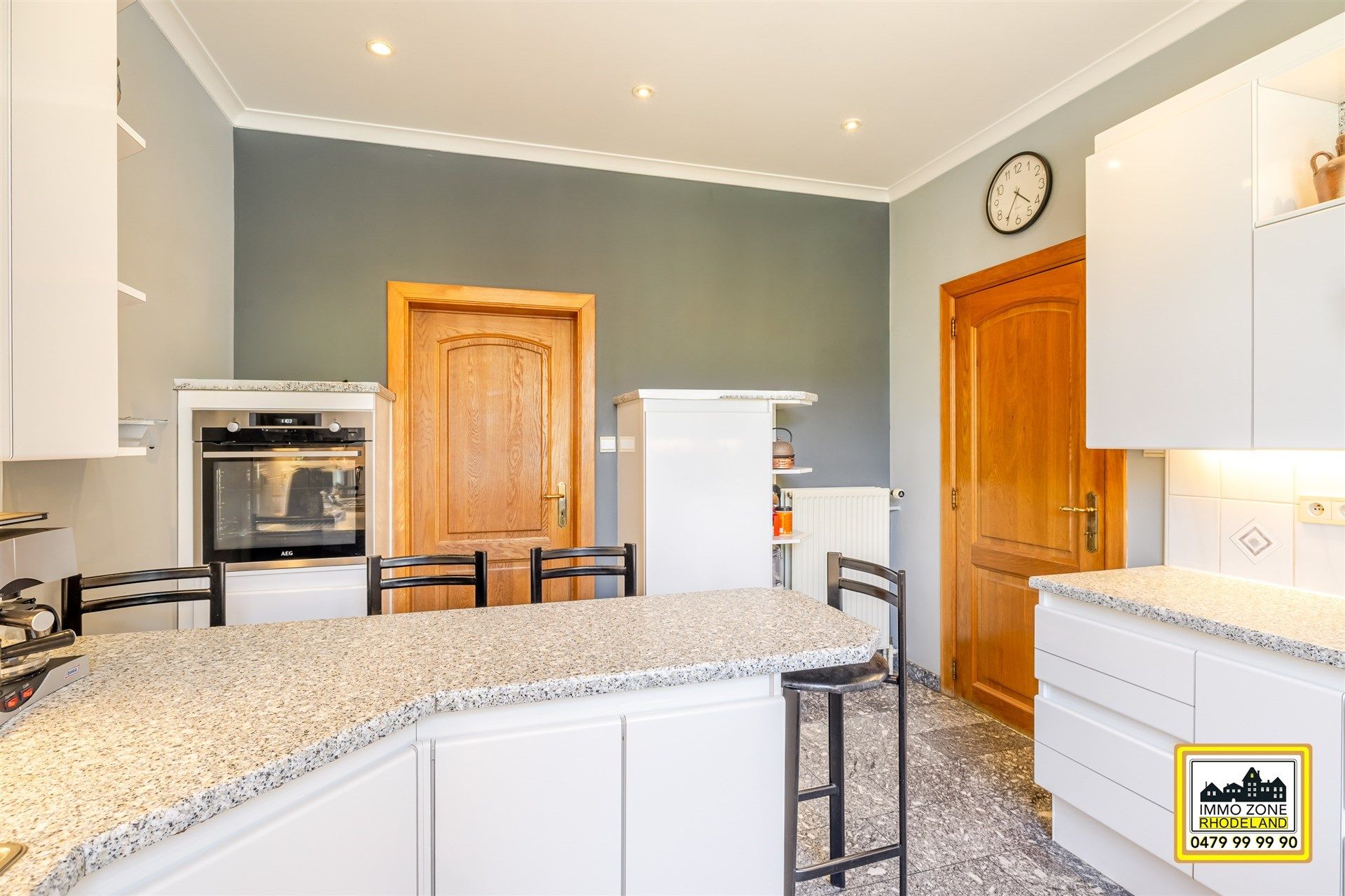 Statige burgerwoning met prachtige tuin foto 14