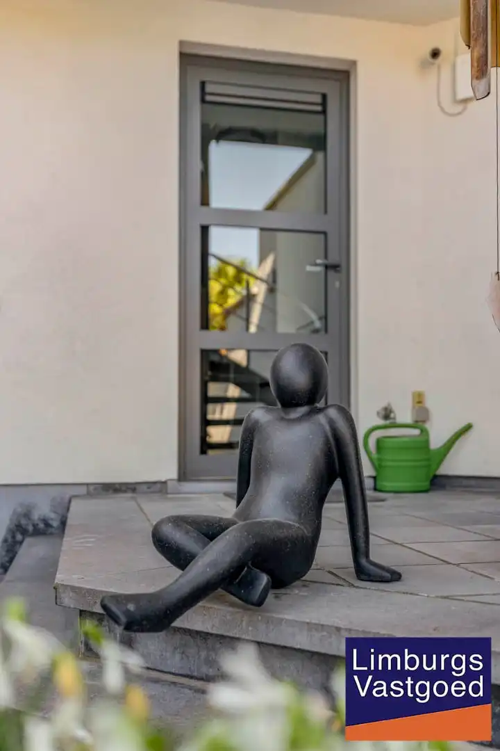 Uitzonderlijke stadswoning met praktijkruimte en tuin, tussen de kleine en grote ring foto 13